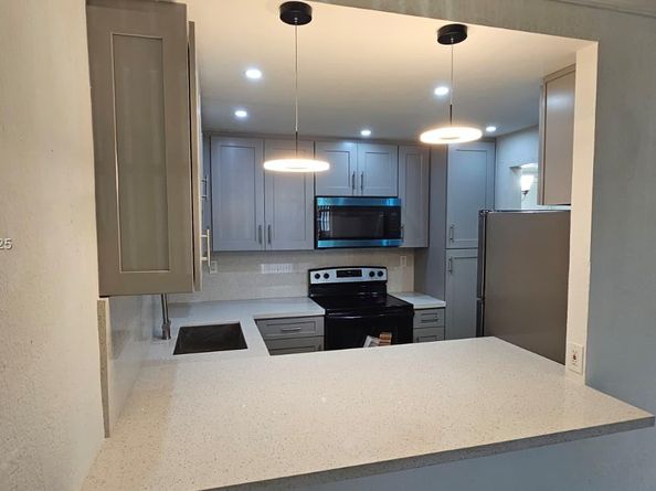 801 NW 47th Ave 120W, Miami FL 33126