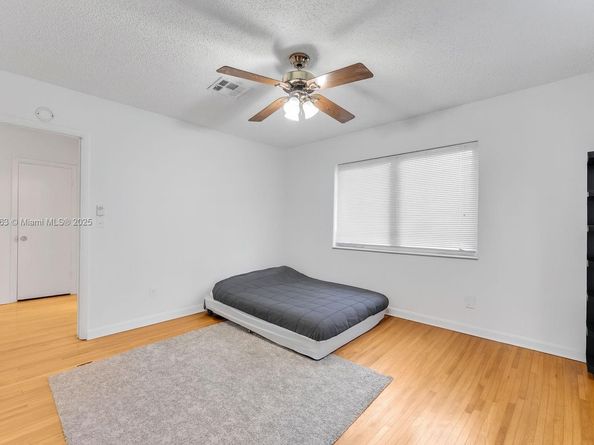 4801 University Dr, Coral Gables FL 33146