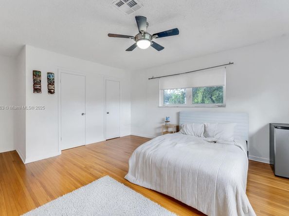 4801 University Dr, Coral Gables FL 33146