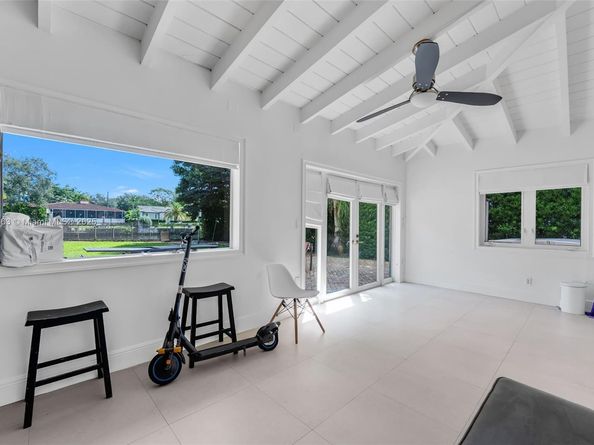 4801 University Dr, Coral Gables FL 33146