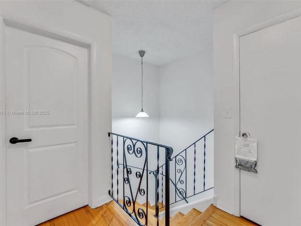 4801 University Dr, Coral Gables FL 33146