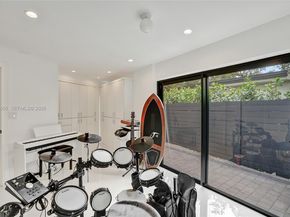 19130 NE 21st Ave, North Miami Beach FL 33179