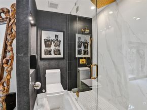 19130 NE 21st Ave, North Miami Beach FL 33179