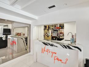 19130 NE 21st Ave, North Miami Beach FL 33179