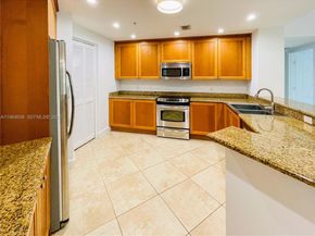 55 Merrick Way 715, Coral Gables FL 33134