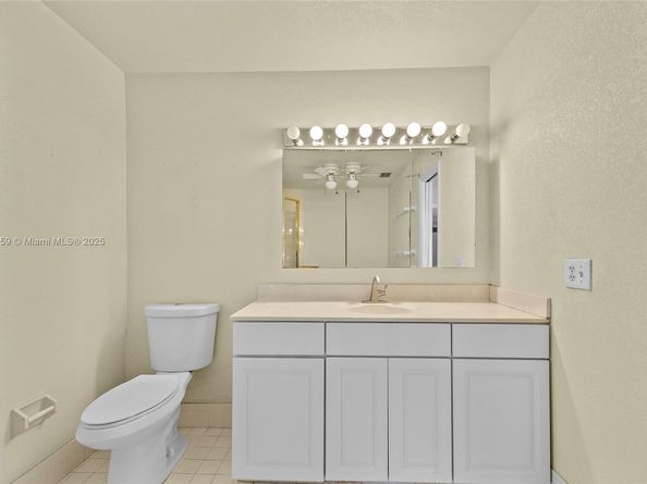 9064 NW 23rd Pl, Coral Springs FL 33065