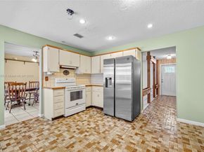 9064 NW 23rd Pl, Coral Springs FL 33065