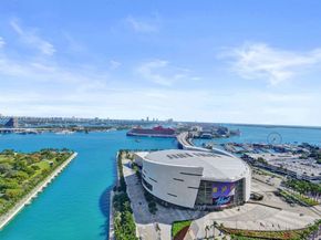 888 Biscayne Blvd 2904, Miami FL 33132