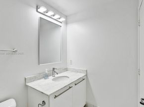 888 Biscayne Blvd 2904, Miami FL 33132