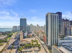 888 Biscayne Blvd 2904, Miami FL 33132