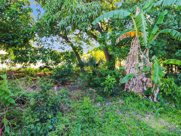 5510 NW 30th Ave, Miami FL 33142