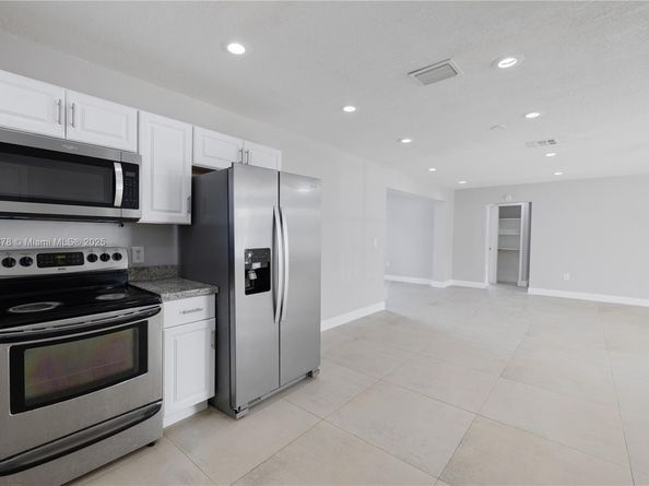 7753 Dilido Blvd, Miramar FL 33023