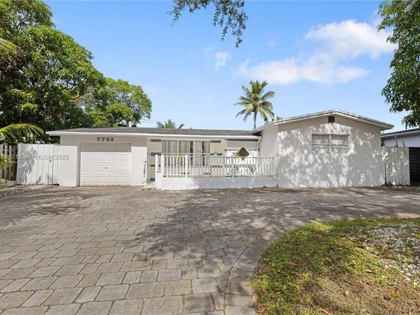 7753 Dilido Blvd, Miramar FL 33023