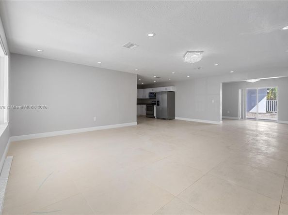 7753 Dilido Blvd, Miramar FL 33023