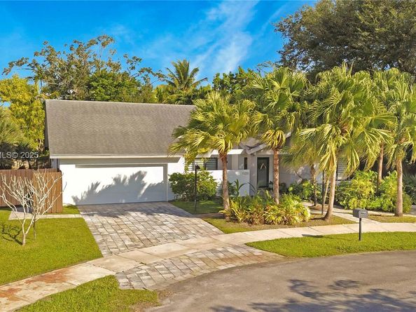 10255 SW 96th Ter, Miami FL 33176