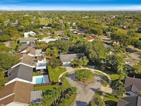 10255 SW 96th Ter, Miami FL 33176