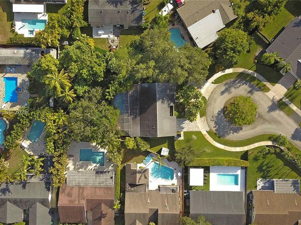 10255 SW 96th Ter, Miami FL 33176