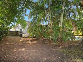 10255 SW 96th Ter, Miami FL 33176