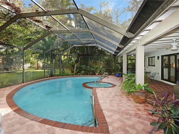 10255 SW 96th Ter, Miami FL 33176