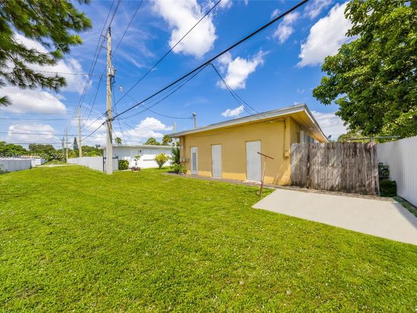 1020 Opa Locka Blvd, Opa-Locka FL 33054