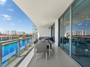 3250 NE 188th St 505, Aventura FL 33180