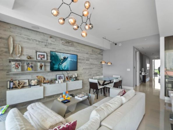 3250 NE 188th St 505, Aventura FL 33180