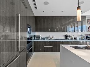 3250 NE 188th St 505, Aventura FL 33180