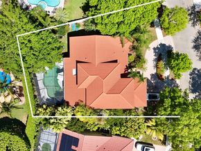 531 Stonemont Dr, Weston FL 33326