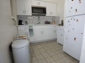 267 E 4th Ave 8, Hialeah FL 33010