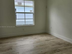 22065 Miami Ave, Miami FL 33170