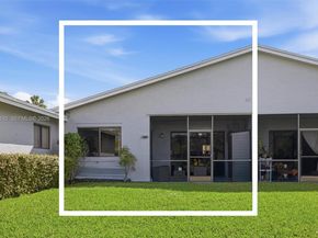 657 Racquet Club Rd 2, Weston FL 33326