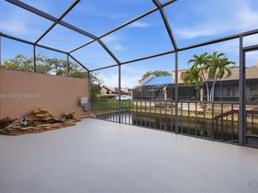 12399 NW 11th St, Pembroke Pines FL 33026