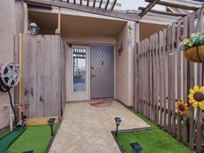 12399 NW 11th St, Pembroke Pines FL 33026