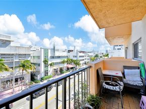 1150 Collins Ave 405, Miami Beach FL 33139