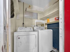 1219-1221 NE 18th Ave, Fort Lauderdale FL 33304