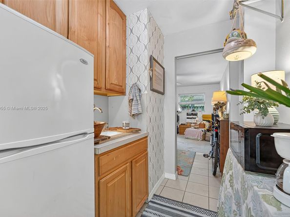 1219-1221 NE 18th Ave, Fort Lauderdale FL 33304