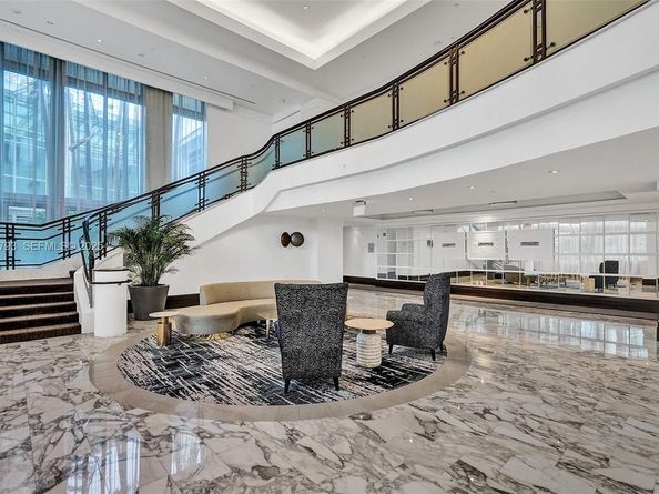 4391 Collins Ave 1814, Miami Beach FL 33140