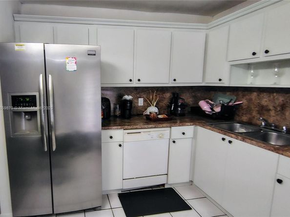 6260 S Falls Cir Dr 312, Lauderhill FL 33319