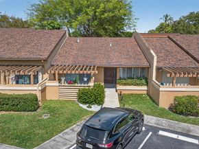 802 NW 79th Ter, Plantation FL 33324