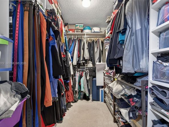 802 NW 79th Ter, Plantation FL 33324