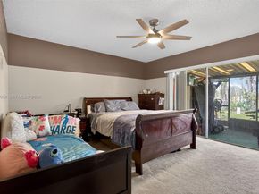 802 NW 79th Ter, Plantation FL 33324