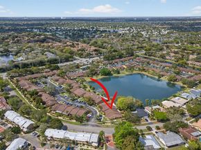 802 NW 79th Ter, Plantation FL 33324