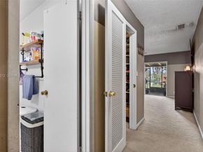 802 NW 79th Ter, Plantation FL 33324