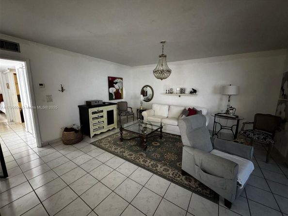 16823 SW 113th Ave V41342, Miami FL 33157