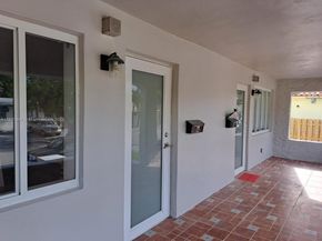 1822 NW 4th St, Miami FL 33125