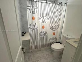 1822 NW 4th St, Miami FL 33125