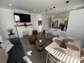 1822 NW 4th St, Miami FL 33125