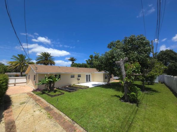 4554 Franwood Drive, Delray Beach FL 33445