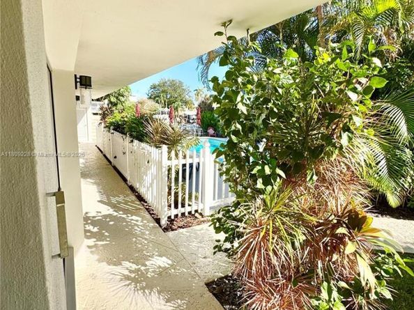 1601 SE 15th St 1B, Fort Lauderdale FL 33316
