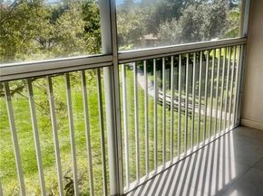 1251 SW 125th Ave 311T, Pembroke Pines FL 33027